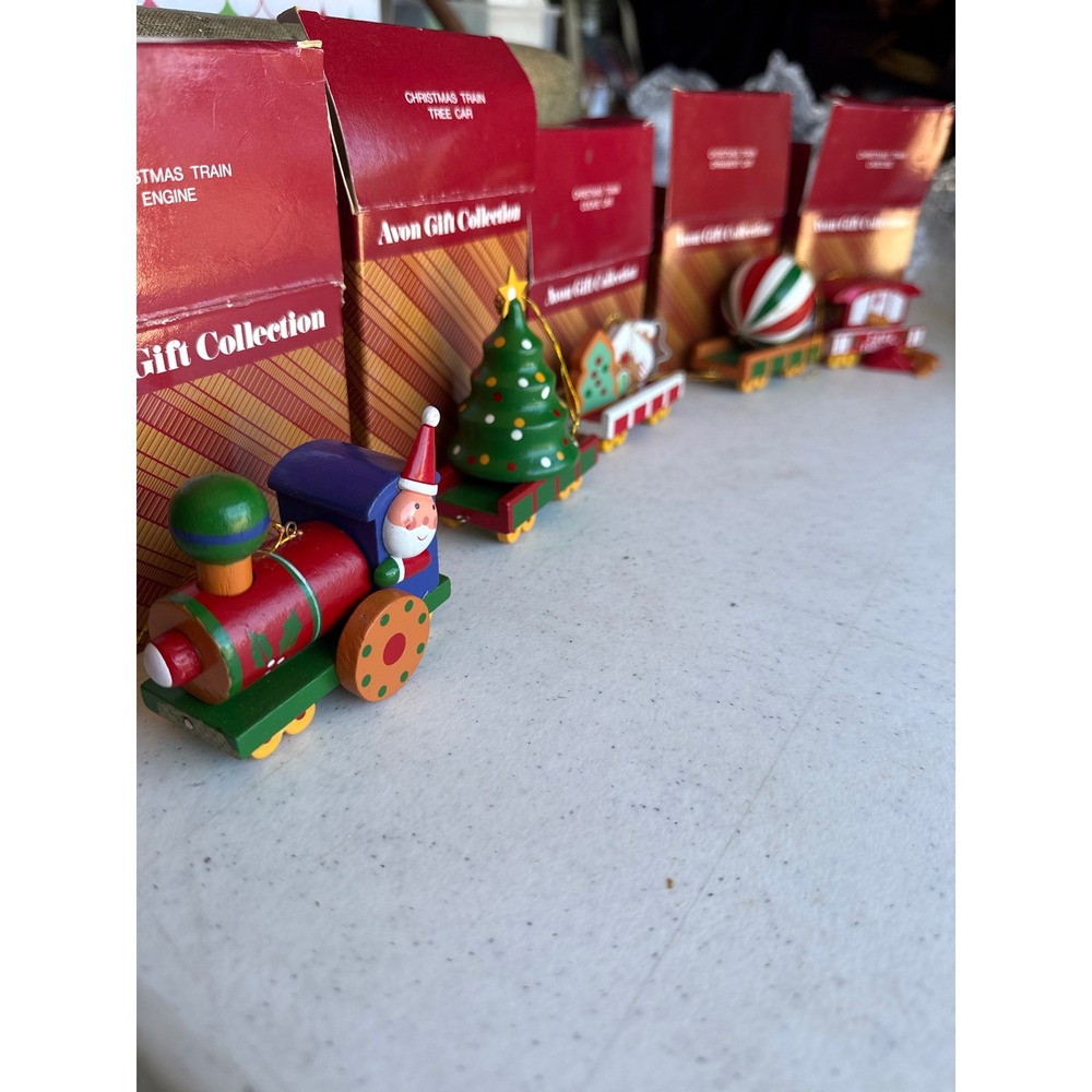 Avon Gift Collection Christmas Train Engine Tree Cookie Caboose Ornament